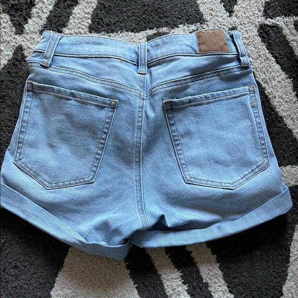 Aeropostale high rise midi jean shorts - Picture 3 of 3